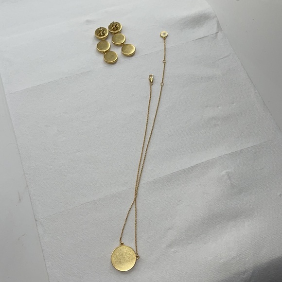 Tory Burch Emerald Green Medallion Necklace - Picture 4 of 11